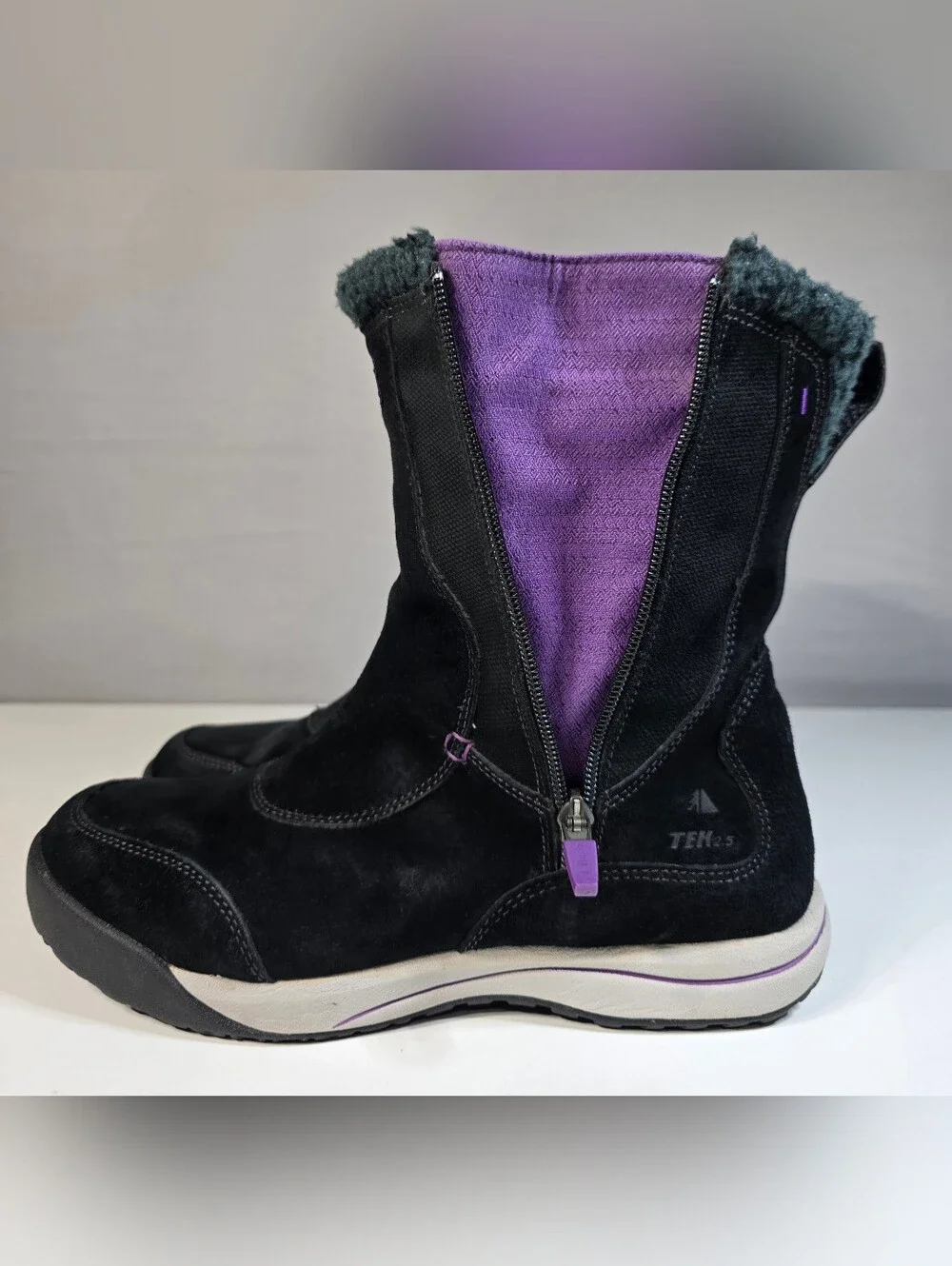 L.L. Bean Women's Suede Waterproof Winter Boots Size 8.5